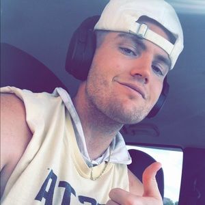 Meet your Posher, Tanner